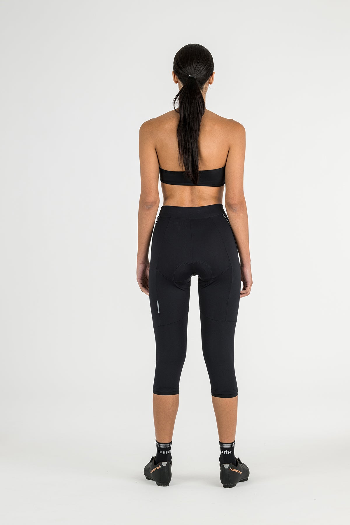 W Knicker track