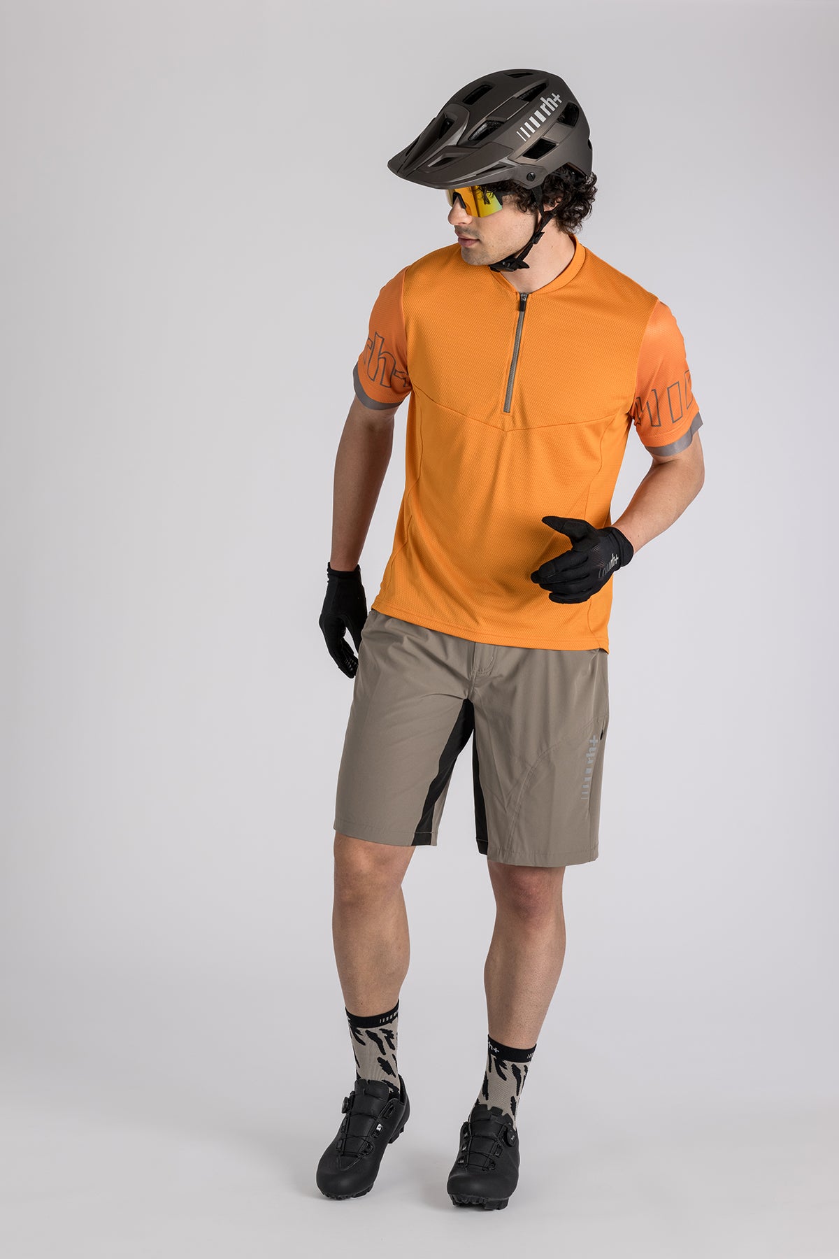 ECU0976-334L_6