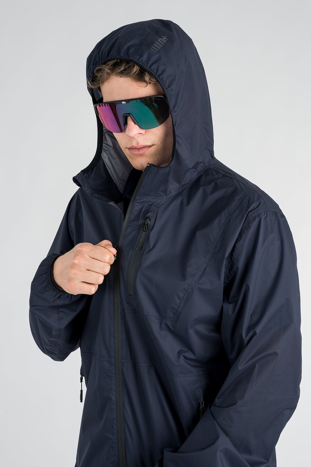 Apex Light Jacket