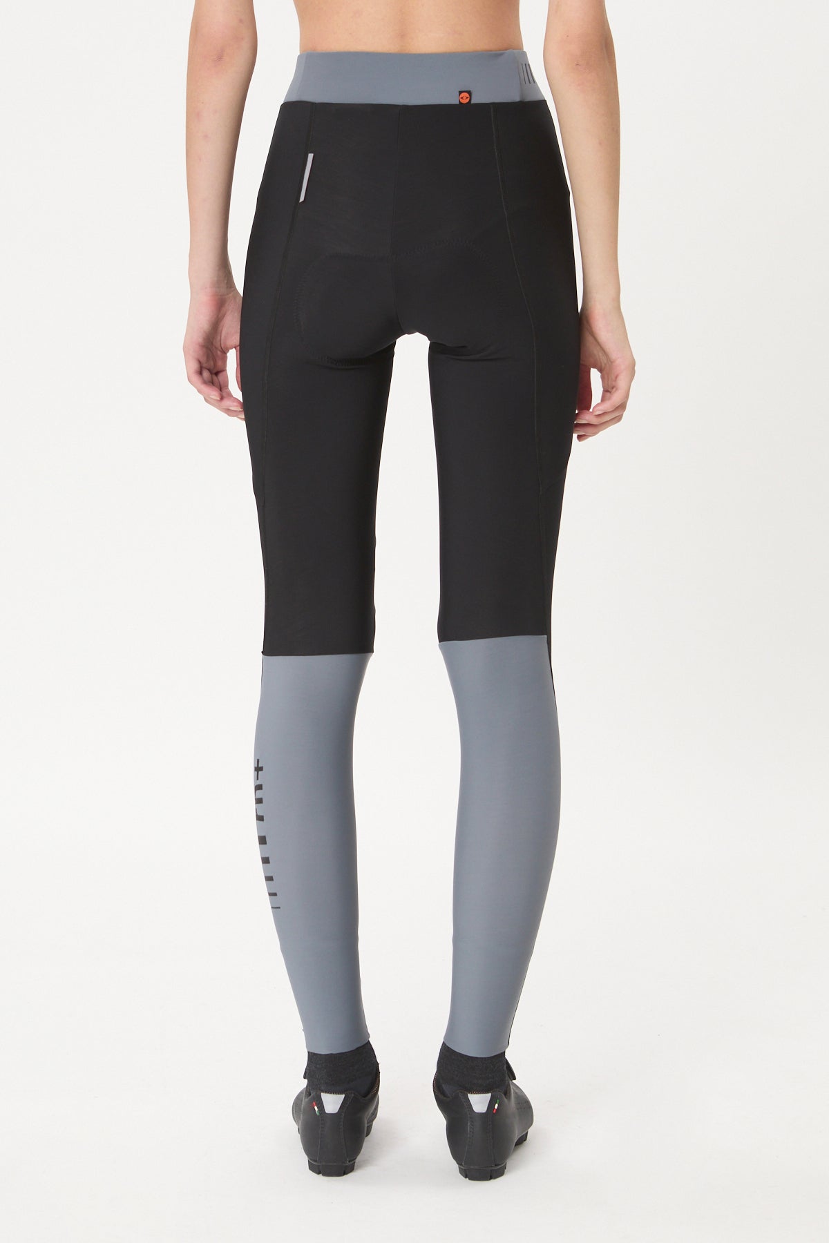 Moyra  W Tight