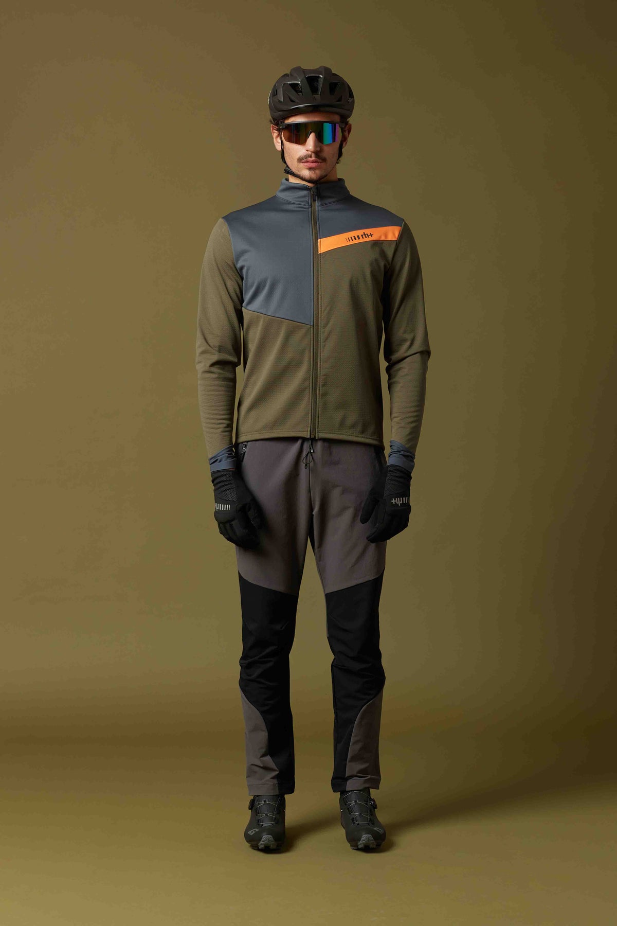 ICU0890-641|S_4