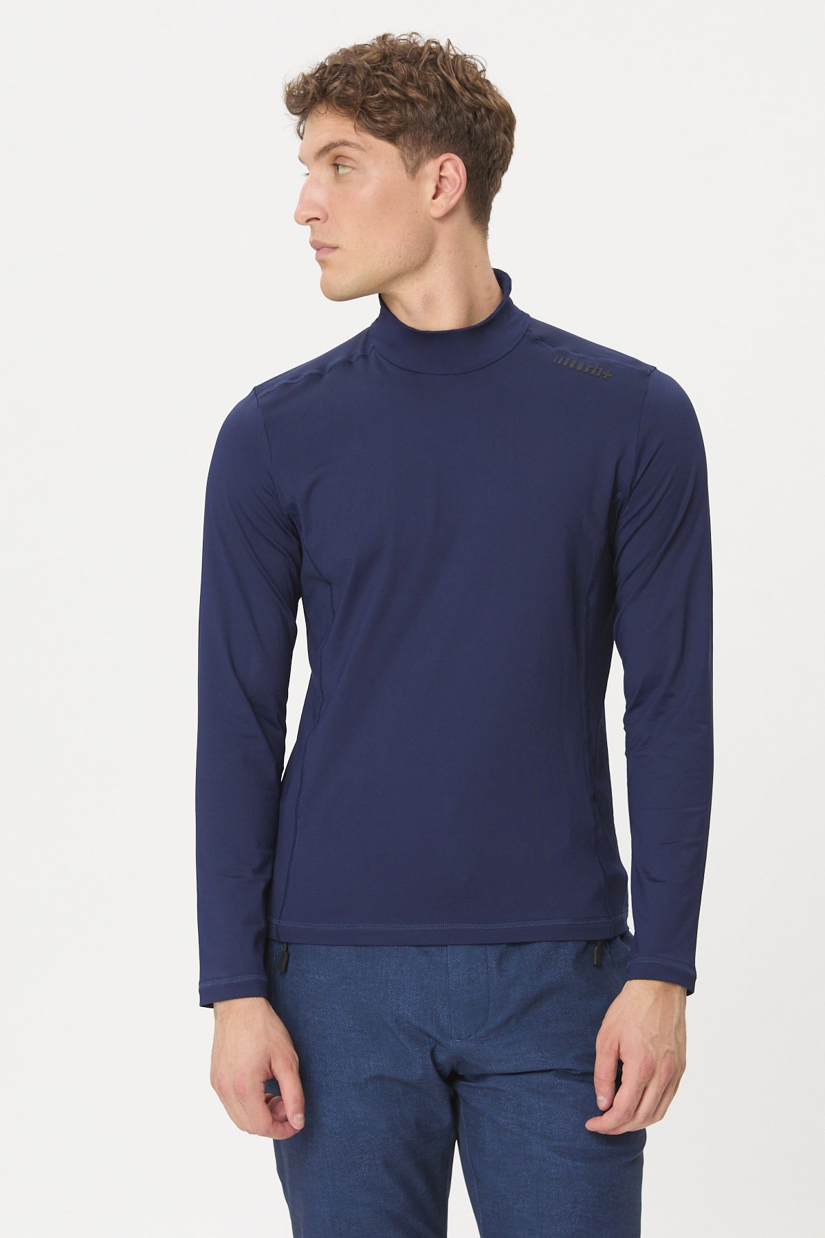Veil Turtle Neck Jersey