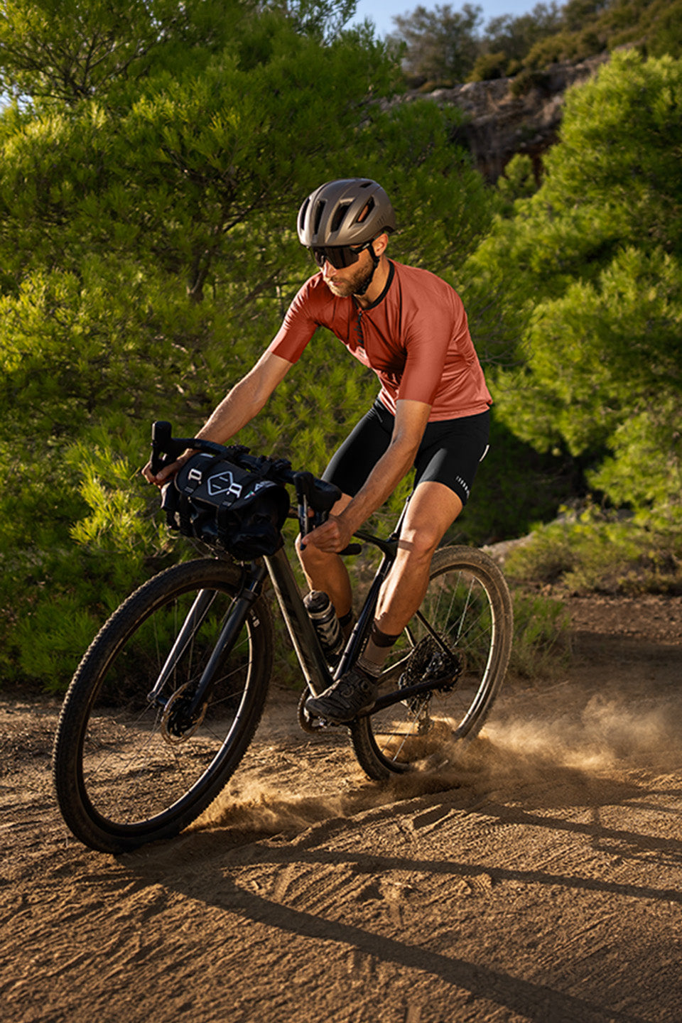 rh+: Technical Apparel for Cycling, Skiing, Outdoor | Official Site